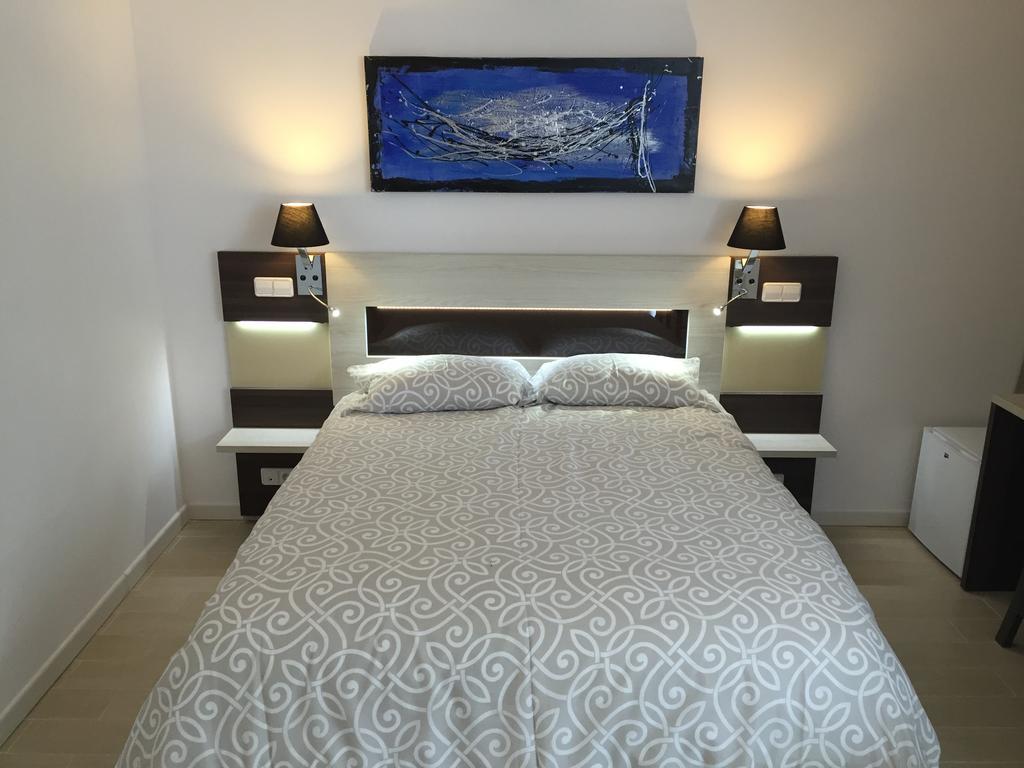 H Skyline Hotel อัลกอร์กอน ภายนอก รูปภาพ